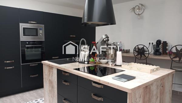 Immeuble avec local commercial