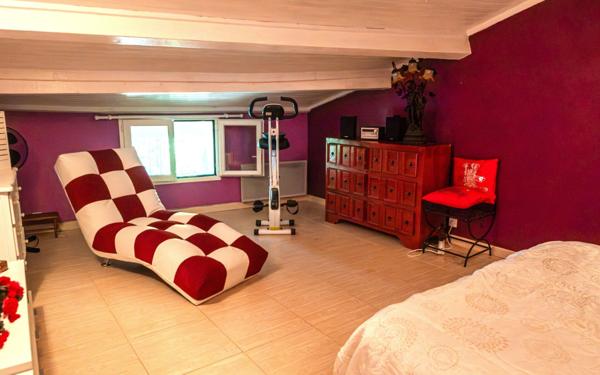 Maison à vendre    4 pièces • 172 m2 Farnay