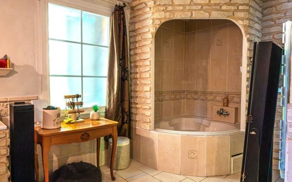 Maison à vendre    4 pièces • 172 m2 Farnay