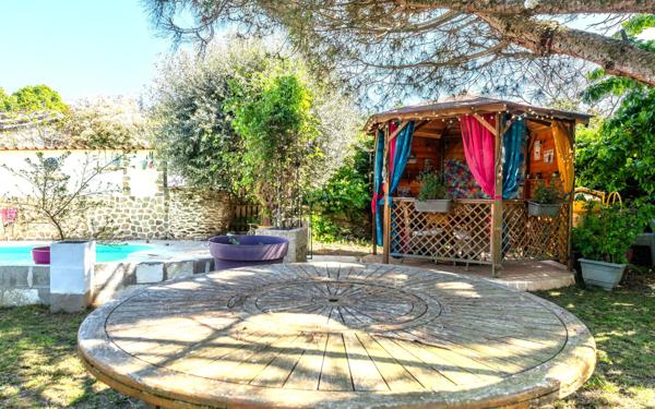 Maison à vendre    4 pièces • 172 m2 Farnay
