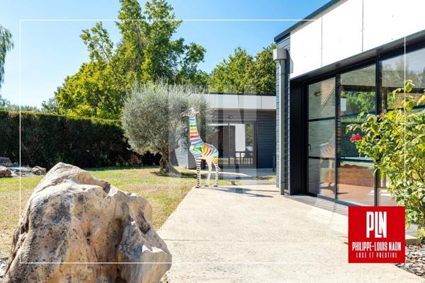 SUPERBE MAISON CONTEMPORAINE AVEC 4 CHAMBRES DE PLAIN-PIED