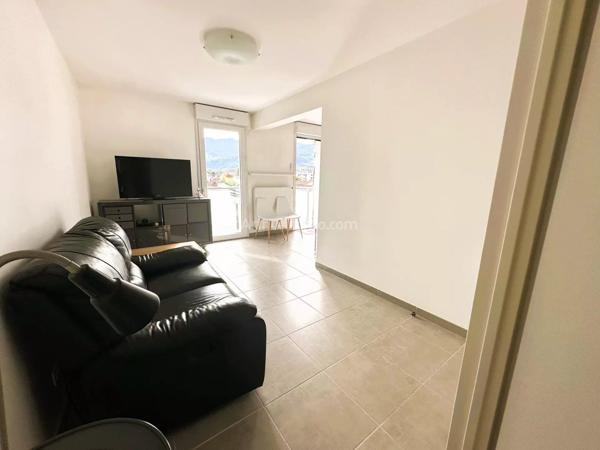 Location Appartement 3 pièces 61 m2 à Grenoble