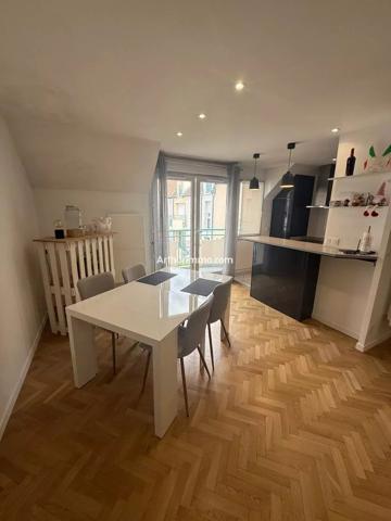 Location                                                      Appartement
                        
                     2 pièces                      48 m2                     à Sucy-en-Brie