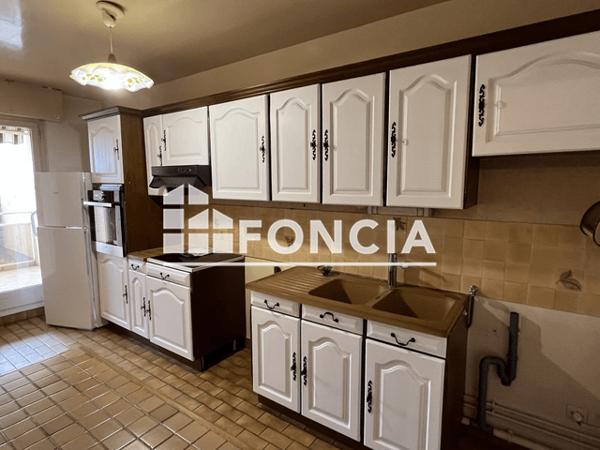 Location Appartement 3 pièces 65.86 m² - 63 RUE PIERRE DE COUBERTIN Mainvilliers 28300