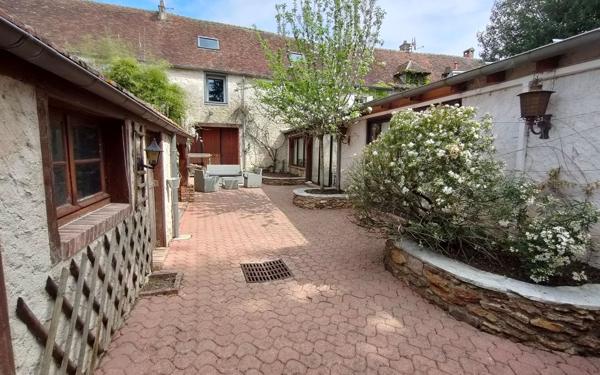 Maison à vendre    5 pièces •  Rozay-en-Brie