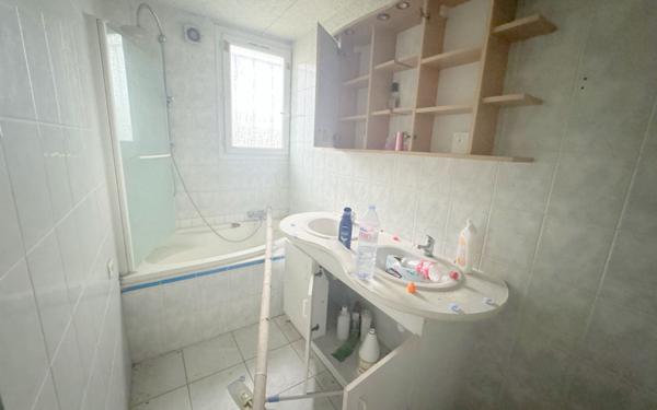 Maison à vendre    3 pièces •  Le Blanc-Mesnil