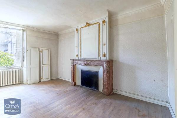 Appartement à vendre 5 pièces 127.54m² Tulle (19000)