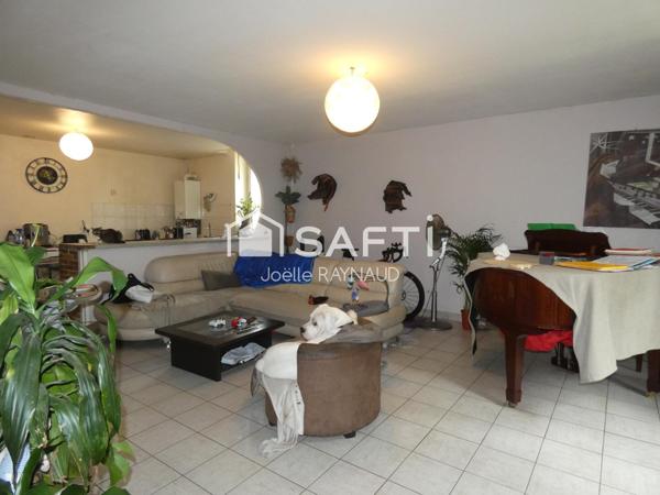 Maison de 120m² avec appartement de 53m² et petite grange.