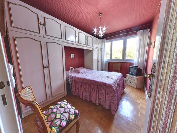 Appartement Bry Sur Marne 3 pièce(s) 63.02 m2 parking et cave