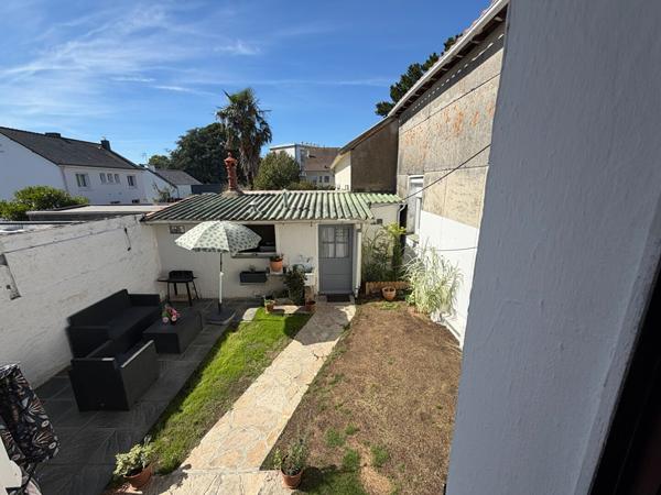 SAINT-HERBLAIN bourg - Maison 3 chambres avec jardinet.