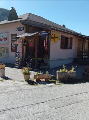 Local professionnel / commercial