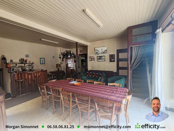 Maison 7 pièces - 218 m²