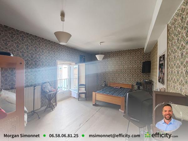 Maison 7 pièces - 218 m²