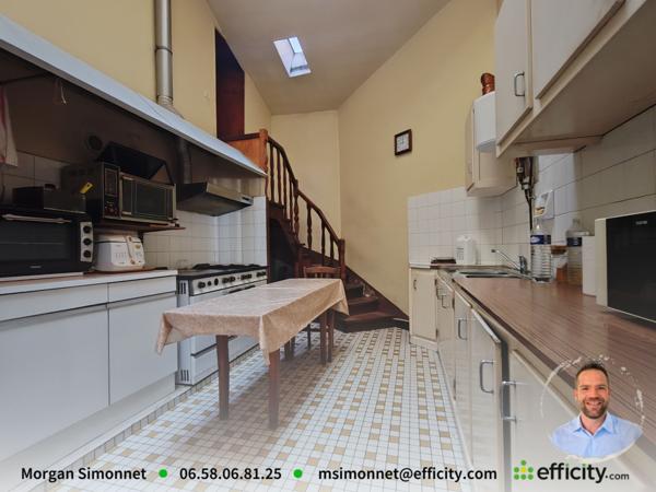 Maison 7 pièces - 218 m²