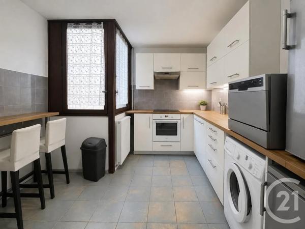 Appartement F5 à vendre  5 pièces - 88,14 m 2   ELANCOURT  - 78
