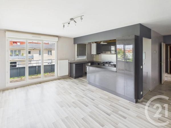 Appartement F5 à vendre  5 pièces - 88,14 m 2   ELANCOURT  - 78