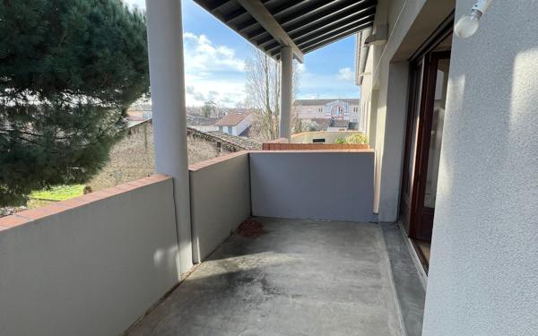 Appartement à vendre    3 pièces • 77 m2 Muret