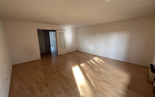 Appartement à vendre    3 pièces • 77 m2 Muret