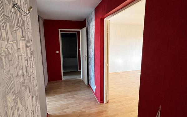 Appartement à vendre    3 pièces • 77 m2 Muret