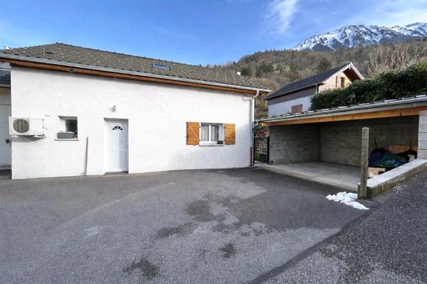 VAL DE CHAISE (74) - MAISON de 2015 Type 4 de 111,52 m2 - Terrain 431m2