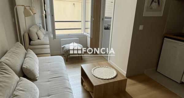 Location Studio 14.8 m² - Paris 75015