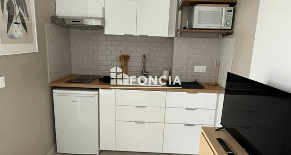 Location Studio 14.8 m² - Paris 75015