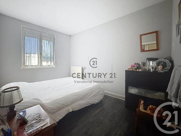 Appartement F3 à vendre  3 pièces - 53,94 m 2   CREPY EN VALOIS  - 60