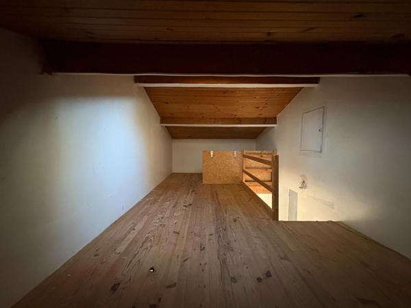 Maison plein pied 110m², 3 chambres et jardin.