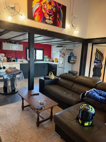 Maison 4 pièce(s) 4 chambre(s) 108 m²
