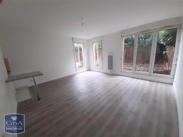 Appartement à louer 1 pièce 34.04m²