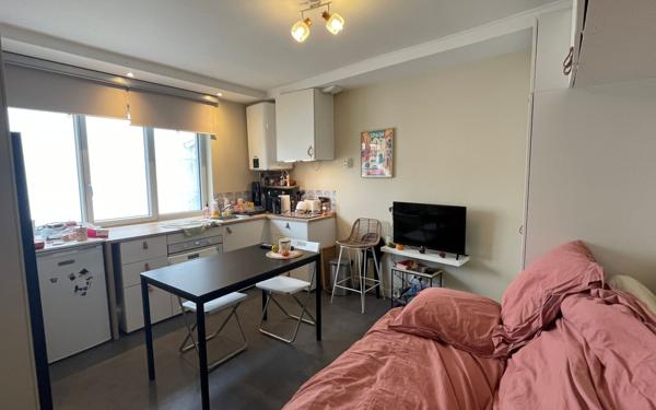 Appartement à vendre    10 pièces • 140 m2 Valence