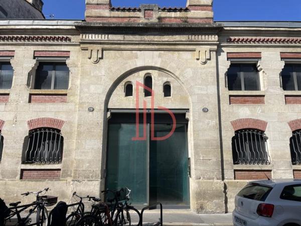 Bureau de 677 m² à louer à Bordeaux Chartrons