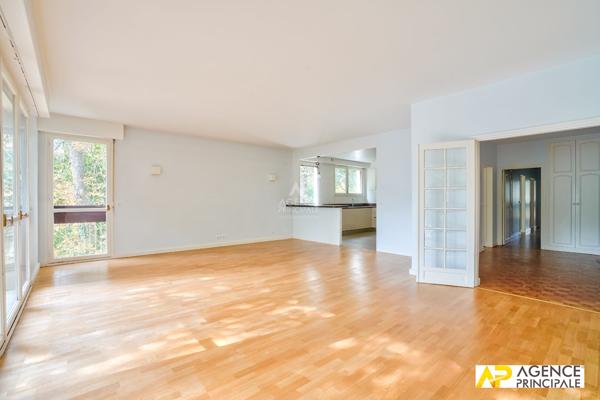 Appartement 5 pièces à vendre à Maisons-Laffitte - Parc Ouest 699 000 € **  - Référence  4533