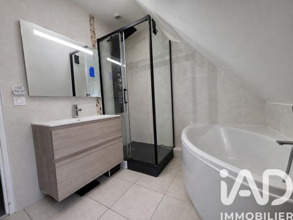 Maison à vendre 7 pièces 132 m² La Ville-du-Bois