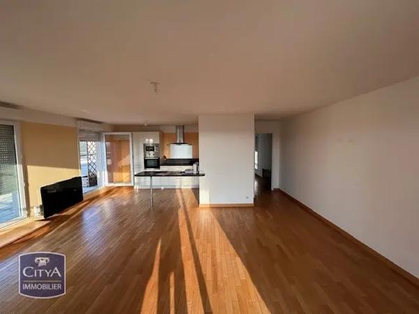 Appartement à vendre 4 pièces 92m² Mantes-la-Ville (78711)
