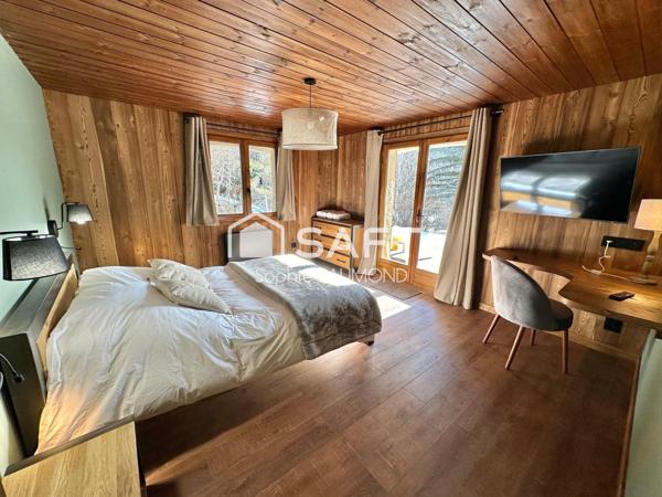 Chalet LOMBARD avec terrain et vue panoramique