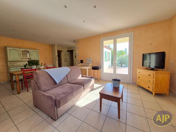 Maison à vendre Challans - 5 pièces, 120m² avec 3 chambre(s) à 279 900€ - AJP Immobilier Challans