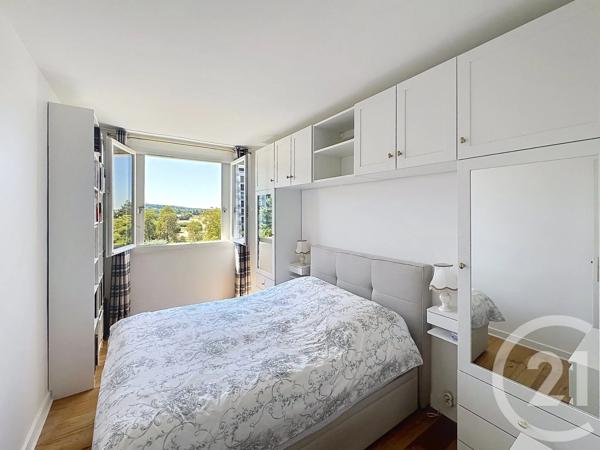 Appartement F4 à vendre  4 pièces - 74,87 m 2   ST CLOUD  - 92