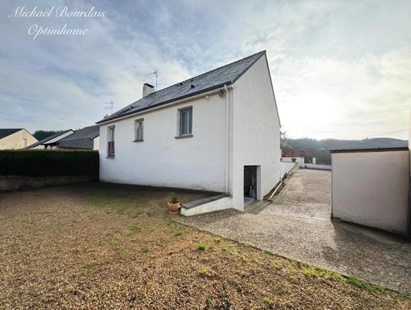 Maison rénovée d’environ 100 m2 sur sous-sol à Vaulandry (49)