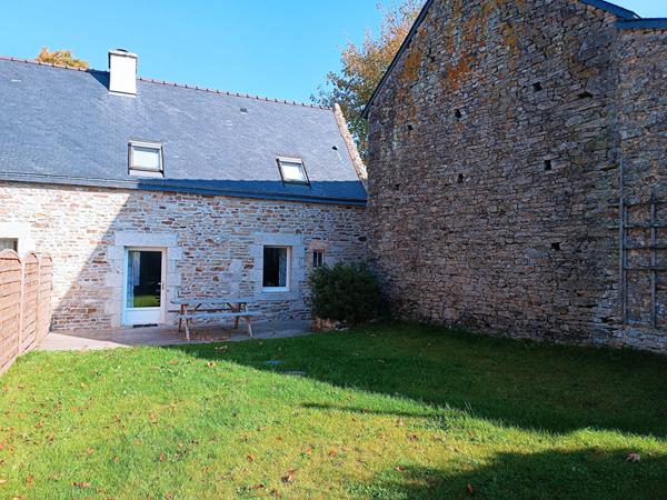 Magnifique longère aux belles prestations située dans un secteur privilégié de Saint Avé et aux portes de Vannes