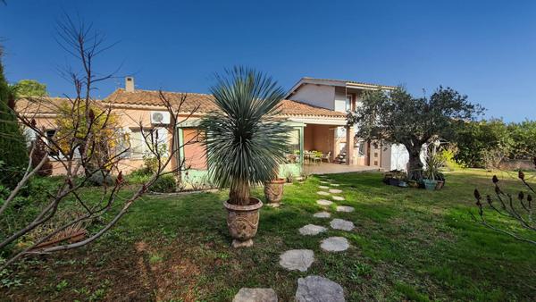 SAINT SATURNIN LES AVIGNON Maison  7 pièce(s)     470 000