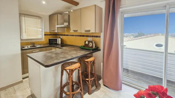 SAINT-SATURNIN LES AVIGNON Maison  7 pièce(s)  155 m² 449 000