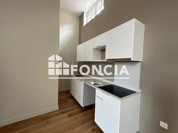 Location Appartement 3 pièces 63.76 m² - 33 RUE JEANNE D'ARC Riom 63200