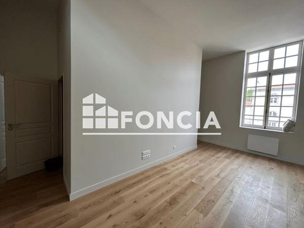 Location Appartement 3 pièces 63.76 m² - 33 RUE JEANNE D'ARC Riom 63200