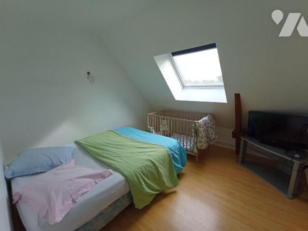 A Caligny une maison en pierres d'une surface habitable d'environ 134 m², répartie comme ceci:
...