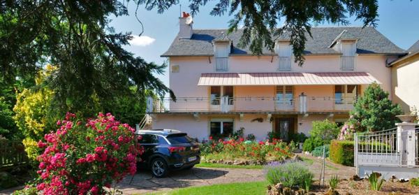 Vente Maison280 m² - 7 Pièces - SALLES LA SOURCE (12330)