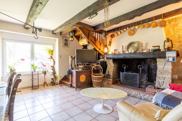 Vente Maison280 m² - 7 Pièces - SALLES LA SOURCE (12330)