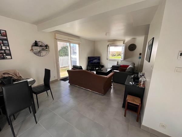 Angers - Pasteur - maison de 4 chambres -dont 1 de plain pied avec cour et stationnement