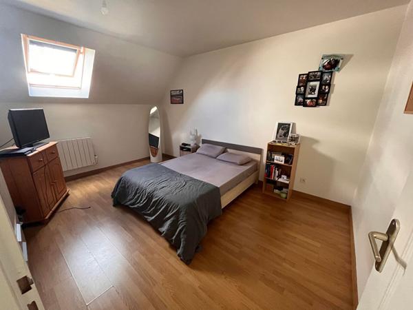 Angers - Pasteur - maison de 4 chambres -dont 1 de plain pied avec cour et stationnement