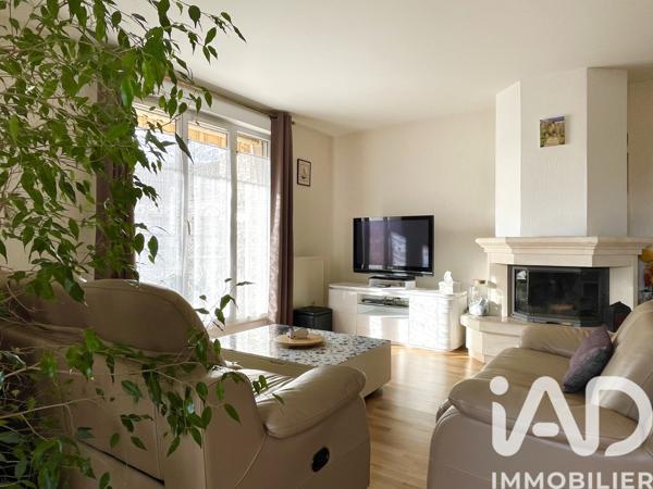 Appartement à vendre 4 pièces 83 m² Éragny